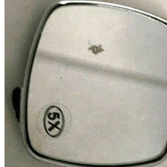 New (Flawed) Lady Bug Travel Makeup Mirror 1x/5x w/ Matching Tweezers Compact - Picture 7 of 7